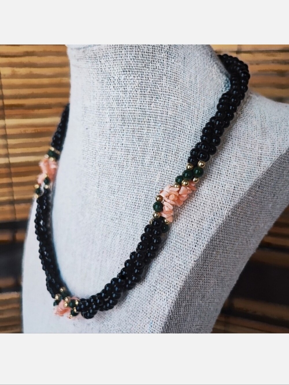 Hawaiian Black Jade Faux Coral Chips Beaded Twisted Triple Strand Necklace NWOT
